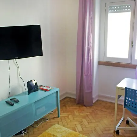 Apartment Santa Apolonia